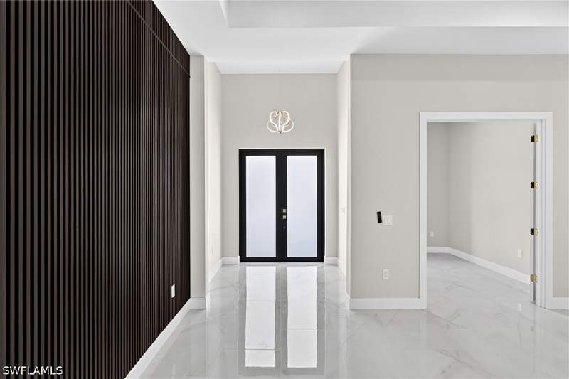 3 bedroom SingleFamilyResidence at 2027 18th Ave NE, Golden Gate Estates, Naples — photo 4
