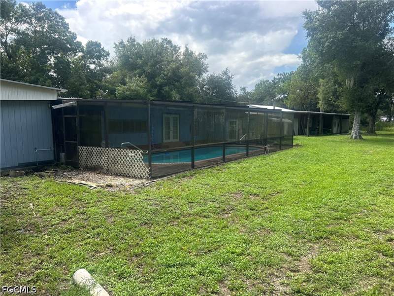 5 bedroom SingleFamilyResidence at 18595 Palm Creek Dr 601, North Fort Myers, North Fort Myers — photo 5