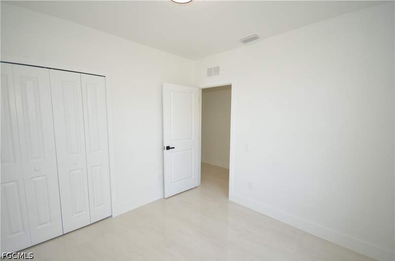4 bedroom SingleFamilyResidence at 3121 Thomas St, Fort Myers, Fort Myers — photo 5