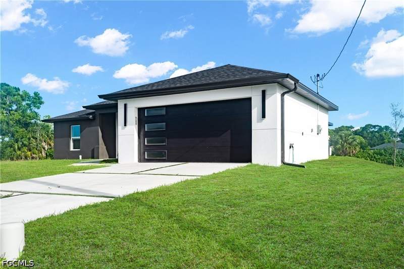 4 bedroom SingleFamilyResidence at 335 NE 31st St, Cape Coral, Cape Coral — photo 2