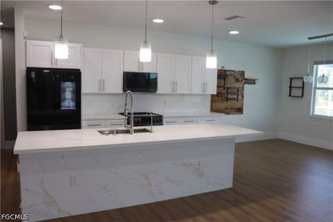 1857 NW 36th Pl, Cape Coral FL - photo 8 of 47