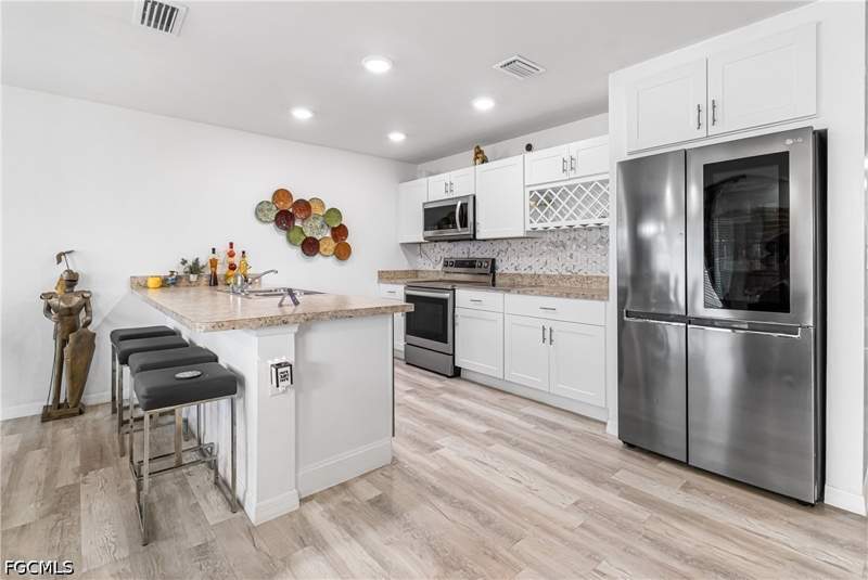 4 bedroom SingleFamilyResidence at 1501 NE 33rd St, Cape Coral, Cape Coral — photo 3