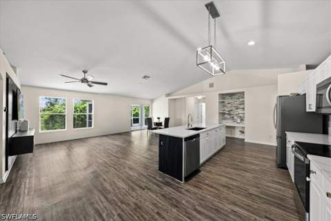 2511 20th St SW, Lehigh Acres FL - photo 12 of 27