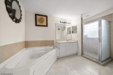 2511 20th St SW, Lehigh Acres FL - photo 15 of 27