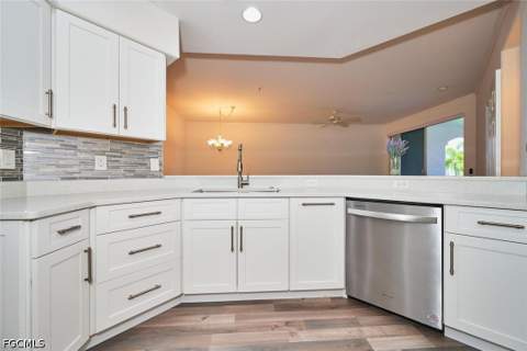 9140 Southmont Cv 102, Fort Myers FL - photo 13 of 50