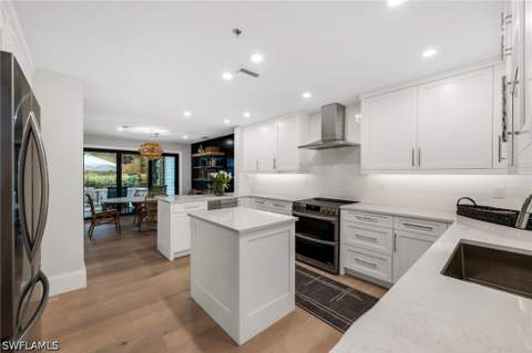 569 Park Shore Dr G5, Naples FL - photo 12 of 26