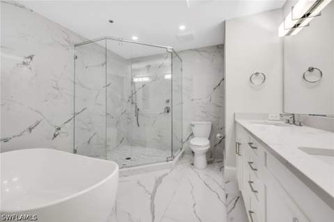 569 Park Shore Dr G5, Naples FL - photo 15 of 26