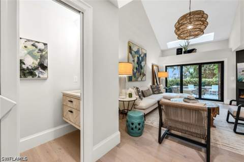 569 Park Shore Dr G5, Naples FL - photo 9 of 26