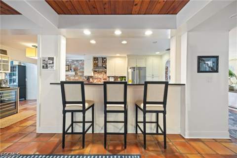 2430 McGregor Blvd, Fort Myers FL - photo 11 of 50