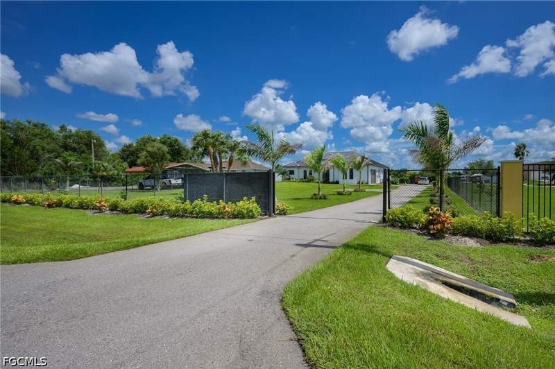 3 bedroom SingleFamilyResidence at 2806 45th Ave NE, Golden Gate Estates, Naples — photo 5