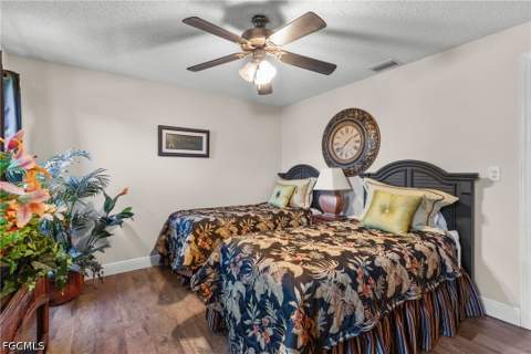 4536 Vinsetta Ave, North Fort Myers FL - photo 13 of 41