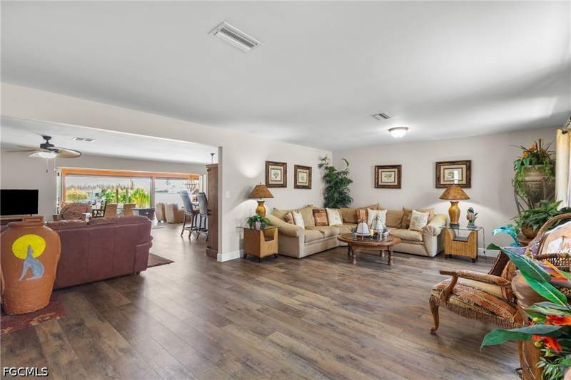 4 bedroom SingleFamilyResidence at 4536 Vinsetta Ave, Waterway Estates, North Fort Myers — photo 3
