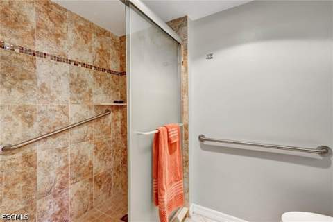 4586 Trawler Ct 304, Fort Myers FL - photo 17 of 47