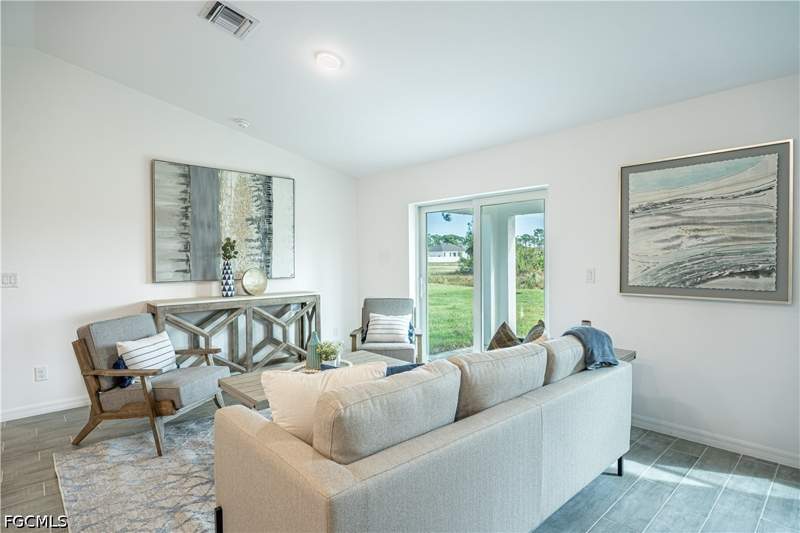3 bedroom SingleFamilyResidence at 2824 NW 26th Ter, Cape Coral, Cape Coral — photo 4