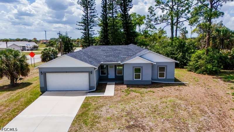 3 bedroom SingleFamilyResidence at 15 Hampton Ave, Lehigh Acres, Lehigh Acres — photo 1