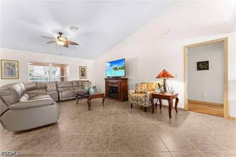 1805 SW 4th Ave, Cape Coral FL - photo 16 of 29