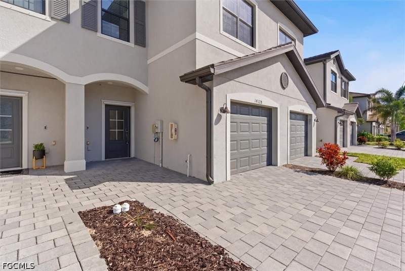 3 bedroom Townhouse at 14126 Pine Lodge Ln, Timber Creek, Fort Myers — photo 2