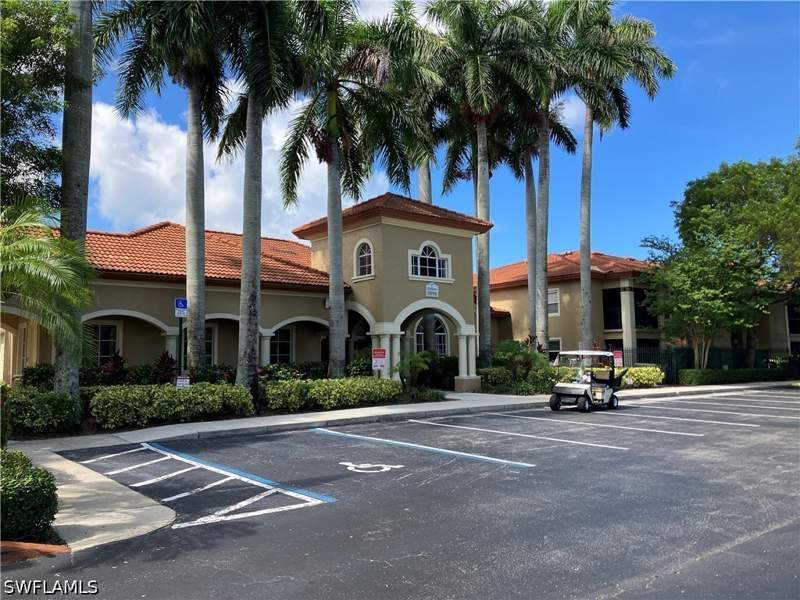 1 bedroom Condominium at 8920 Colonnades Ct E 516, San Mirage, Bonita Springs — photo 2