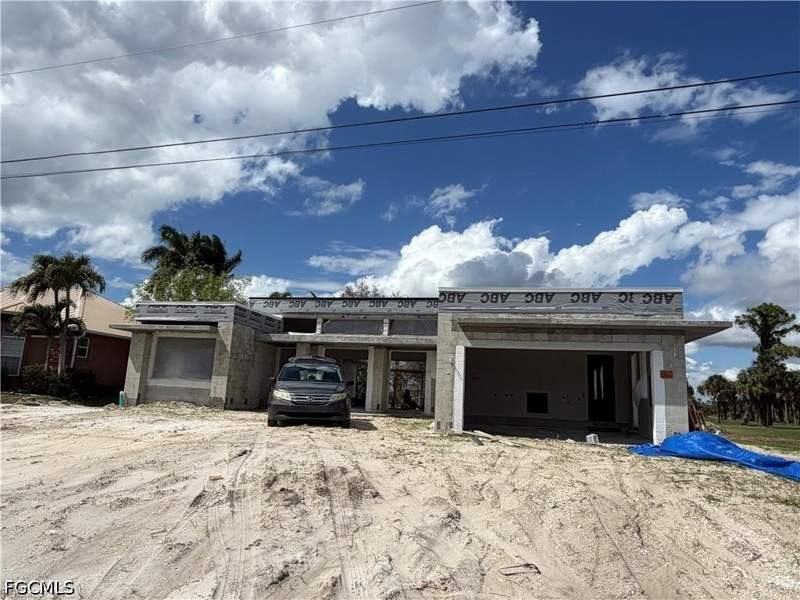 3 bedroom SingleFamilyResidence at 3105 NW 17th Ln, Cape Coral, Cape Coral — photo 4