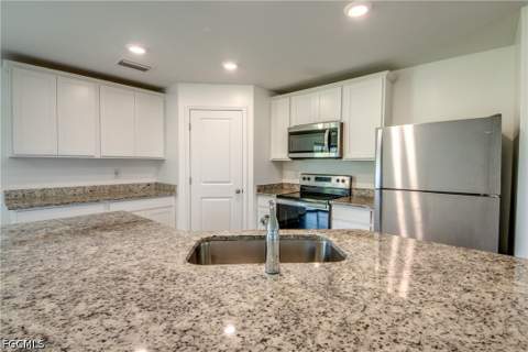 861 Winwood Cir, Fort Myers FL - photo 15 of 30