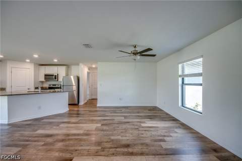 861 Winwood Cir, Fort Myers FL - photo 9 of 30