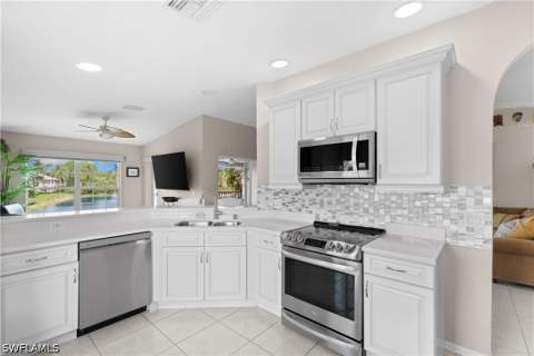 23310 Coconut Island Dr 201, Estero FL - photo 13 of 33