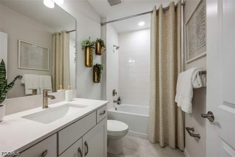 322 Lakeside Hideaway Ln, Lehigh Acres FL - photo 12 of 17