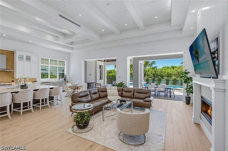 4 bedroom SingleFamilyResidence at 3308 Kumamoto Ln, Oyster Harbor, Naples — photo 5