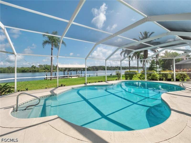 4 bedroom SingleFamilyResidence at 13314 Island Rd, River Forest, Fort Myers — photo 5