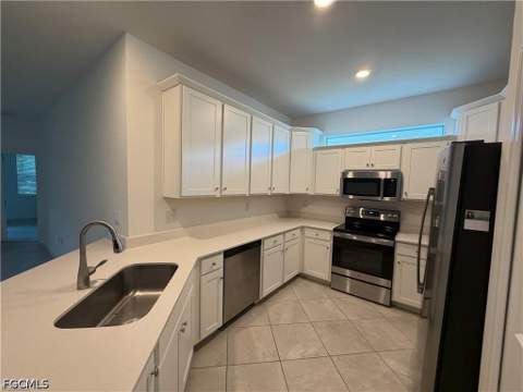 9077 Leatherwood Loop, Lehigh Acres FL - photo 13 of 24