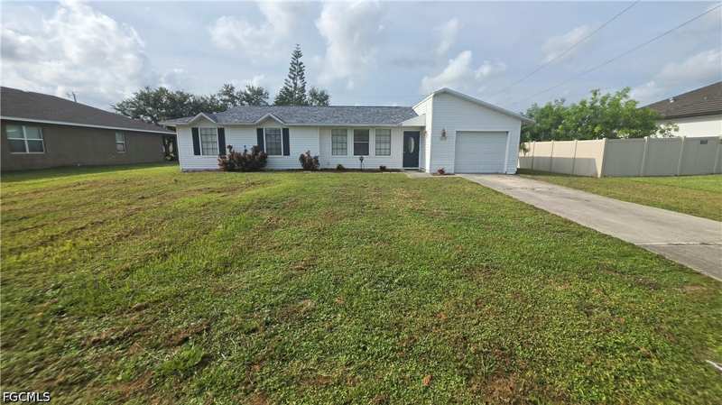3 bedroom SingleFamilyResidence at 419 SE 15th St, Cape Coral, Cape Coral — photo 1