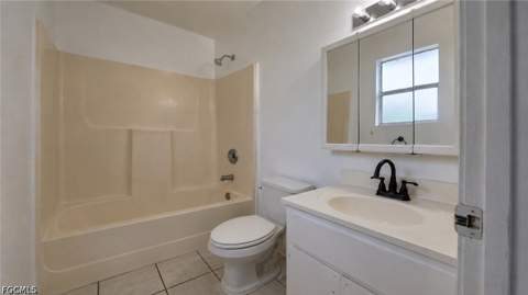 419 SE 15th St, Cape Coral FL - photo 16 of 19