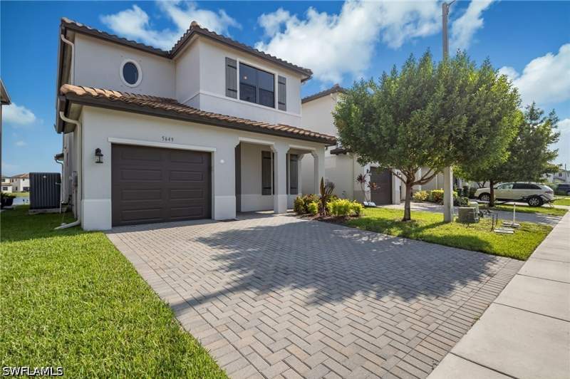 4 bedroom SingleFamilyResidence at 5649 Agostino Way, Silverwood, Ave Maria — photo 2