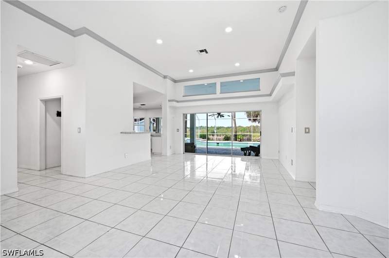 3 bedroom SingleFamilyResidence at 1508 E 9th St, Meadowbrook Estate, Lehigh Acres — photo 5