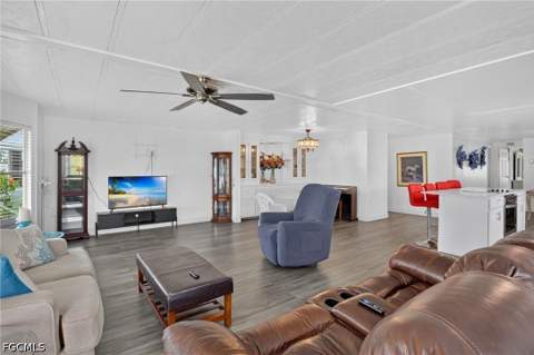 14716 Nantucket Rd 411, North Fort Myers FL - photo 7 of 47