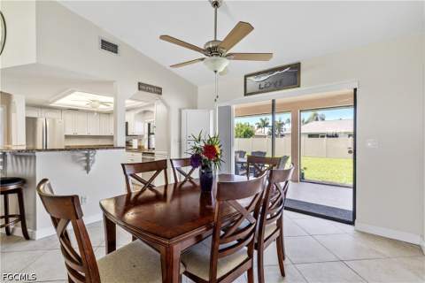 226 SW 44th Ter, Cape Coral FL - photo 14 of 36
