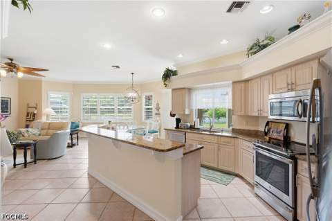 8861 Creek Run Dr, Bonita Springs FL - photo 7 of 50