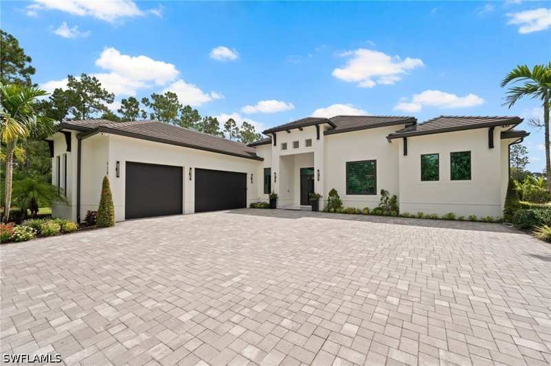 4 bedroom SingleFamilyResidence at 428 22nd St SE, Golden Gate Estates, Naples — photo 1