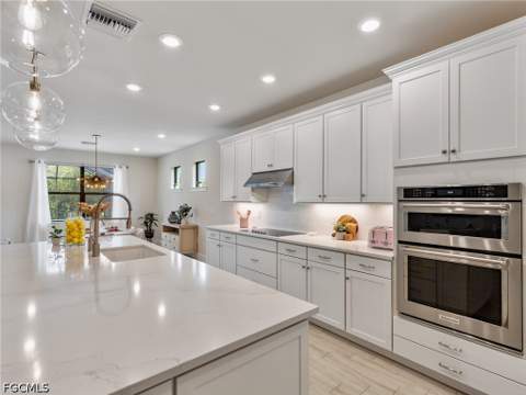 12905 Hadley Ct, Fort Myers FL - photo 12 of 50