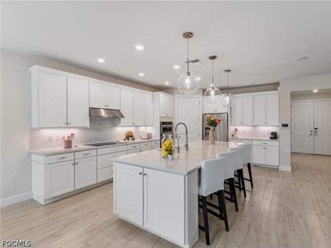 12905 Hadley Ct, Fort Myers FL - photo 14 of 50