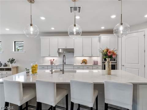 12905 Hadley Ct, Fort Myers FL - photo 19 of 50