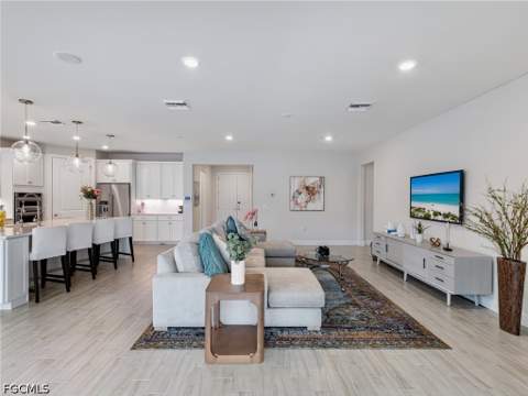 12905 Hadley Ct, Fort Myers FL - photo 9 of 50