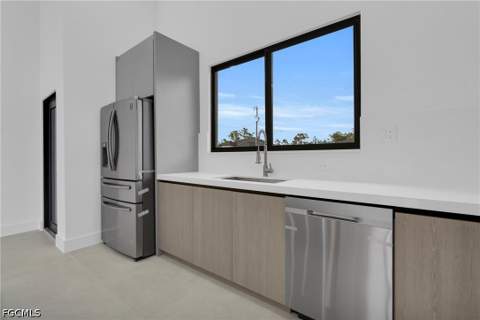 1011 State Ave, Lehigh Acres FL - photo 13 of 34