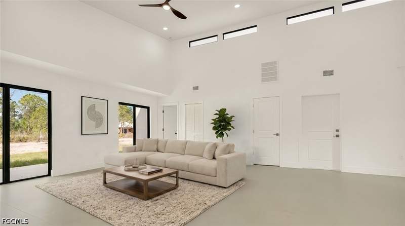 3 bedroom SingleFamilyResidence at 1011 State Ave, Lehigh Acres, Lehigh Acres — photo 5