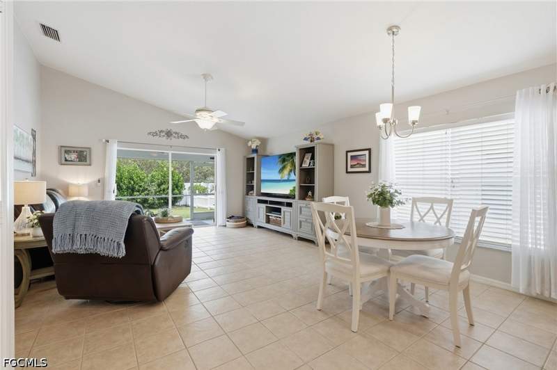 4 bedroom SingleFamilyResidence at 9740 Gladiolus Bulb Loop, Gladiolus Preserve, Fort Myers — photo 4