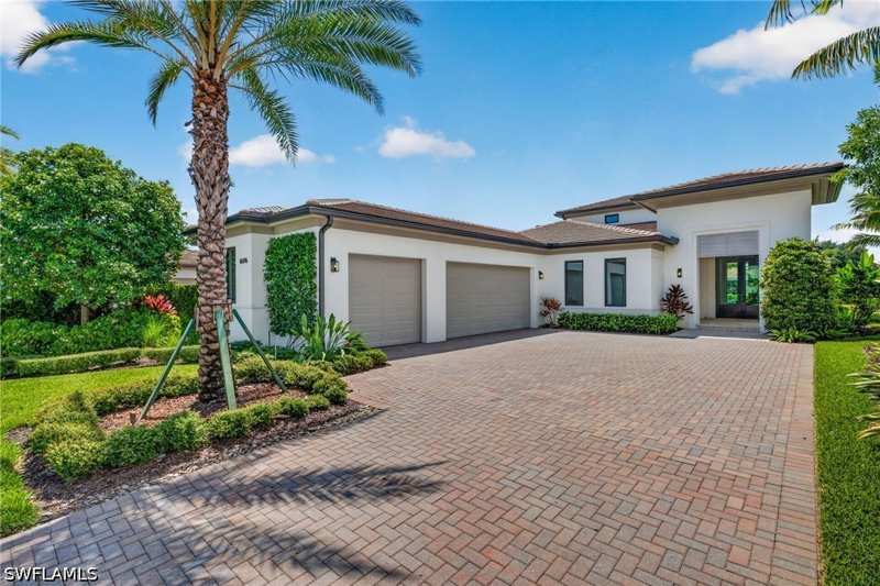 3 bedroom Detached at 16696 Lucarno Way, Lucarno, Naples — photo 1