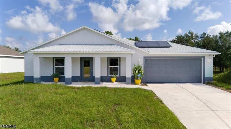 3 bedroom SingleFamilyResidence at 6040 Keystone Cir, Port Labelle, Labelle — photo 1