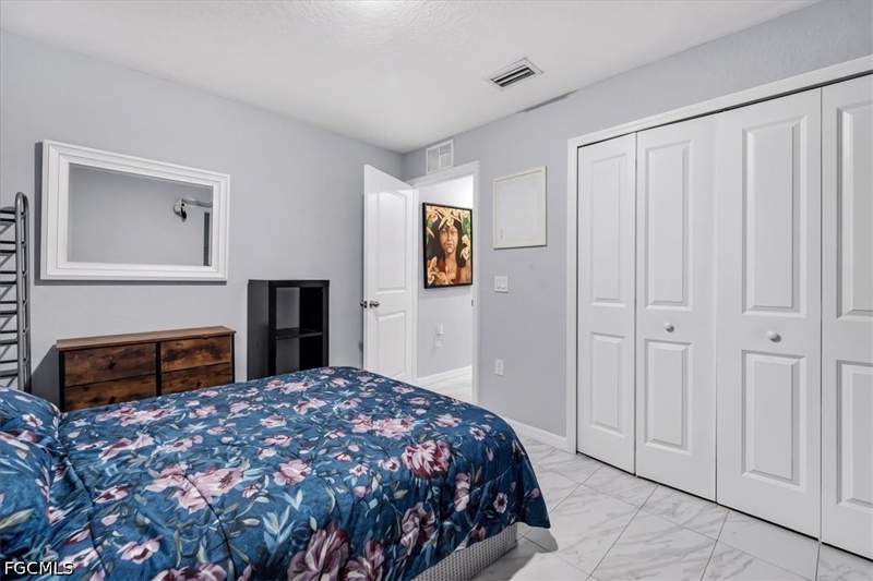 3 bedroom SingleFamilyResidence at 6040 Keystone Cir, Port Labelle, Labelle — photo 4