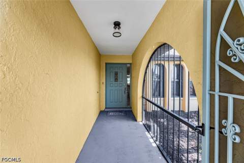 219 SE 19th Ct, Cape Coral FL - photo 7 of 50