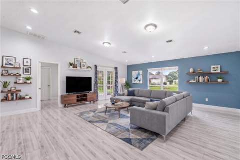 4431 SE 19th Ave, Cape Coral FL - photo 15 of 32
